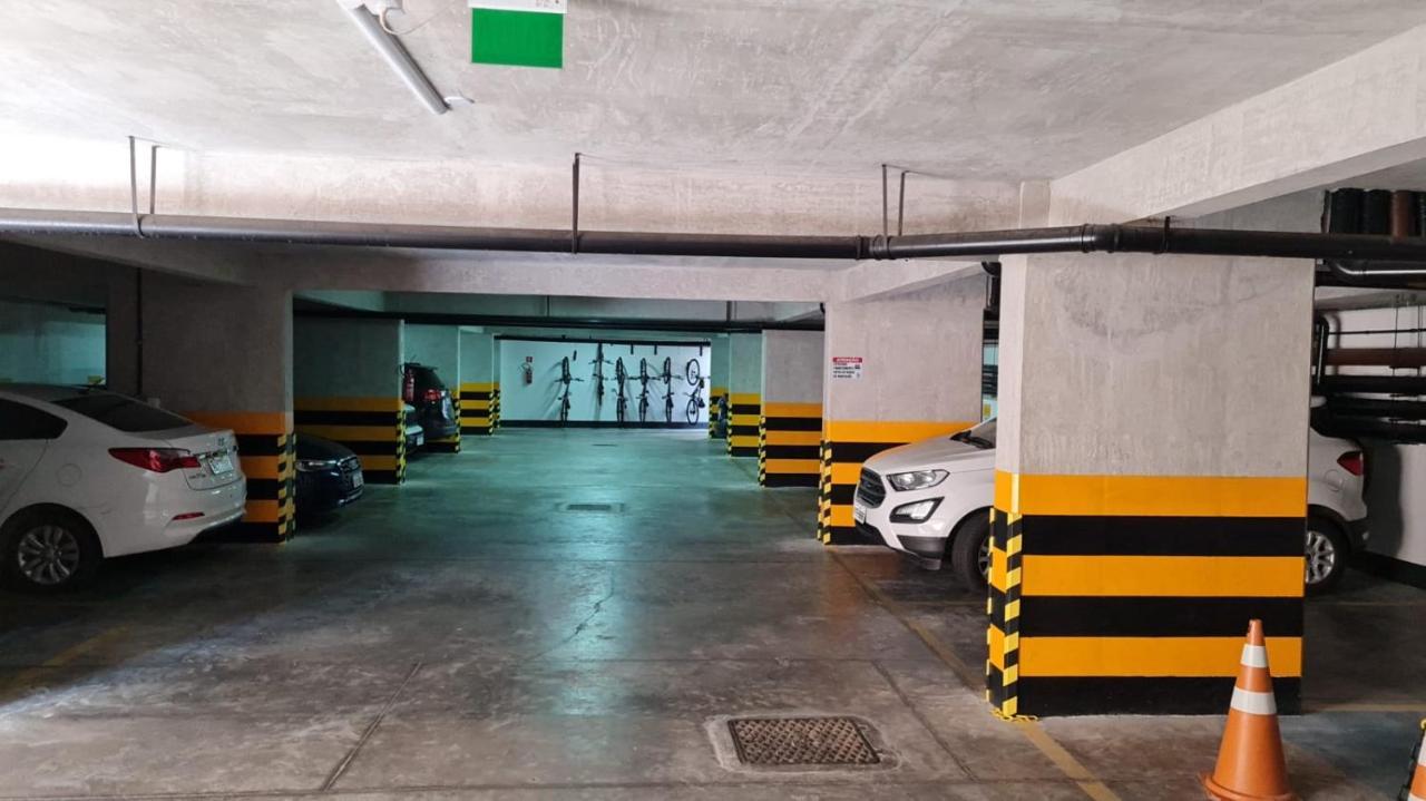 Smart Itapuä Apartment Salvador Bagian luar foto